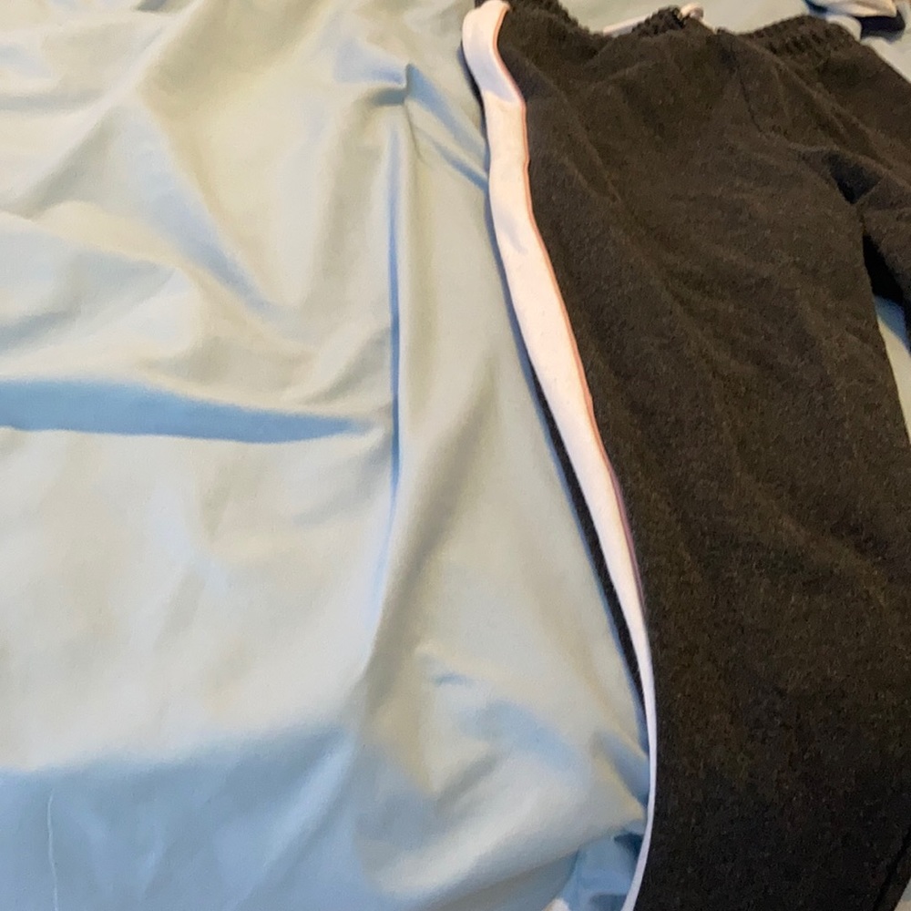 sweatpants - Picture 2 of 2